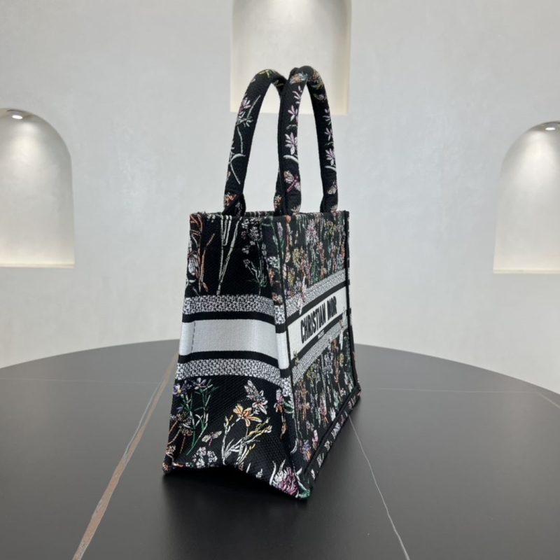 Dior Shopping Bags